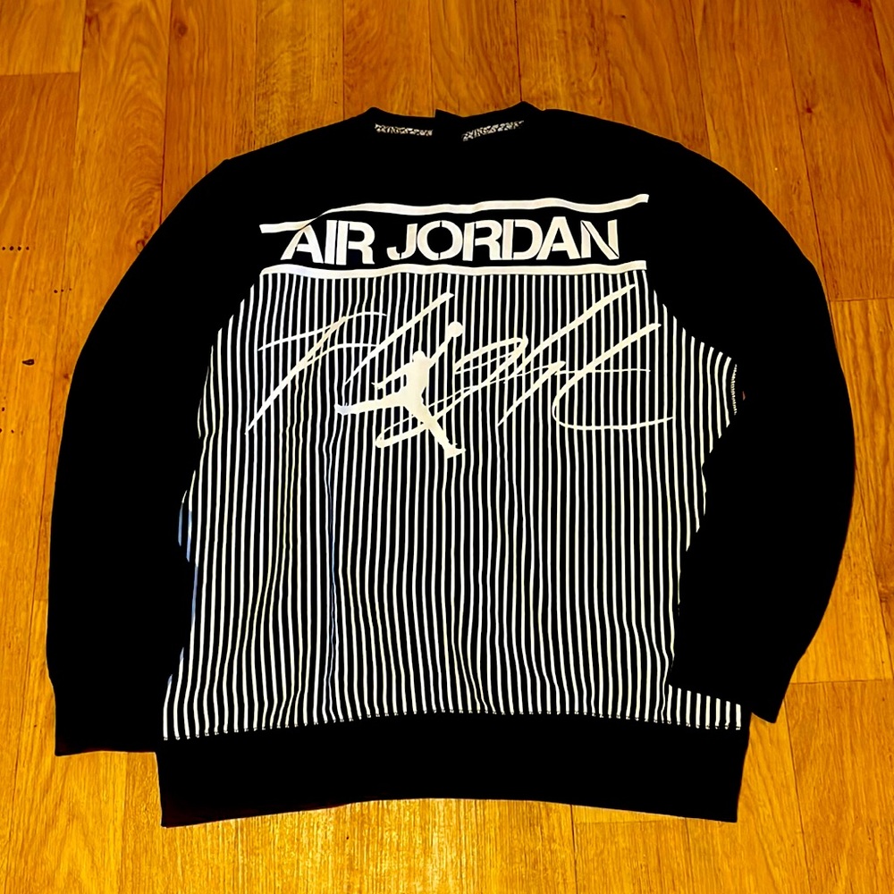 Air Jordan crewneck